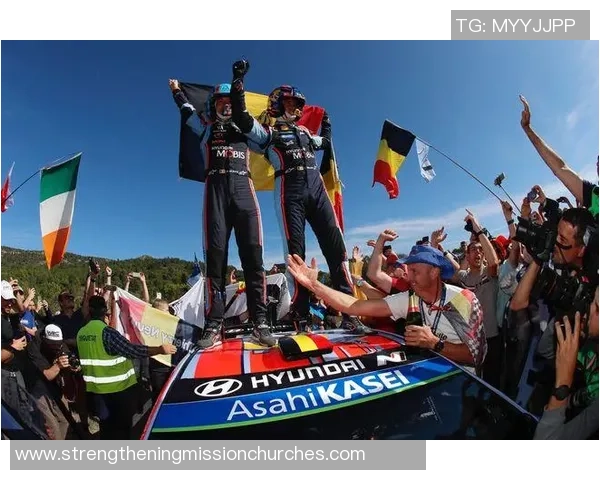 重庆羽毛球队在洲际杯积分榜上以74分稳居第一名展现强劲实力