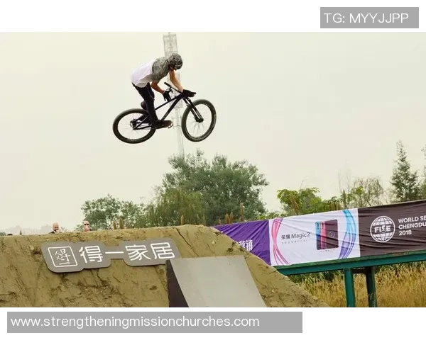 马拉松大满贯特别报道：成都极限运动队的成长故事